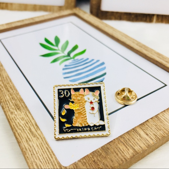 ‼️Must Bundle‼️Cat’s Stamp Friendship EnamelPin - Picture 3 of 4